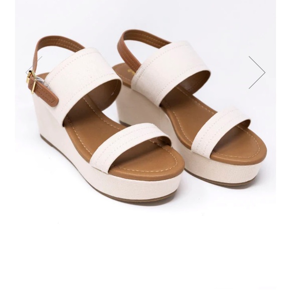 NWT BEIGE LINEN LOW HEEL WEDGE SZ 8 - Picture 4 of 9